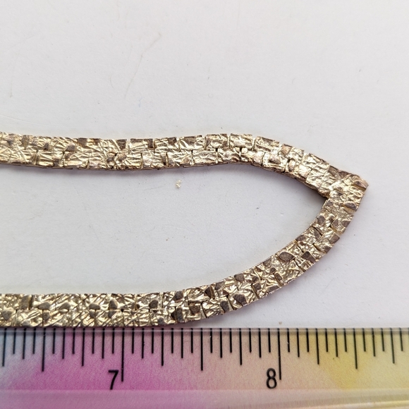 Vintage Estate Light Gold Tone Serpentine Snake Chain V Point Necklace - Picture 4 of 4